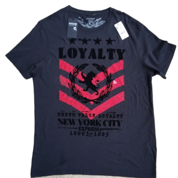 Express Other - 💥2/$25 Express tee shirt